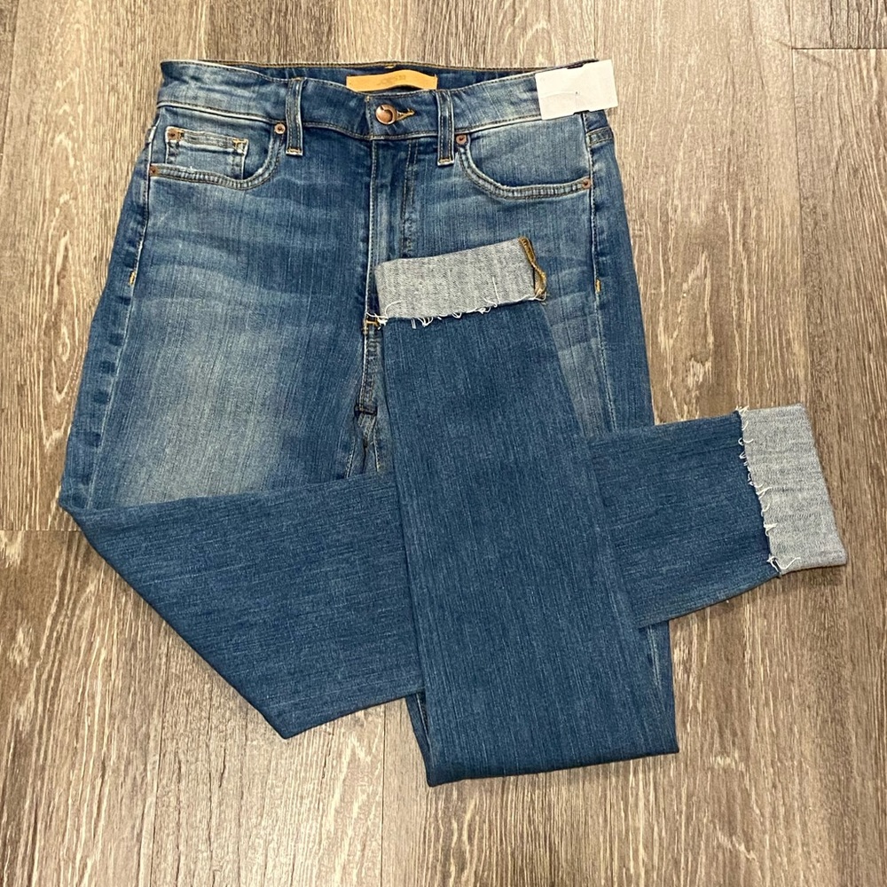 Joe’s Jeans Flawless The Charlie High Rise Skinny